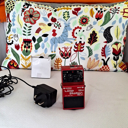 Boss loop station digital - loop,