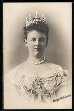 Postcard Queen Wilhelmina of