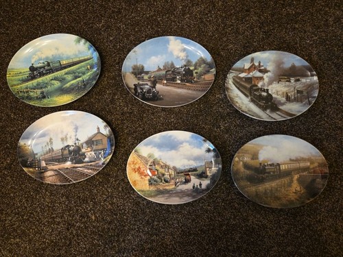 Set wedgwood plates - of, 6