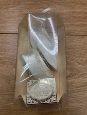 Vintage St Michael Magnolia