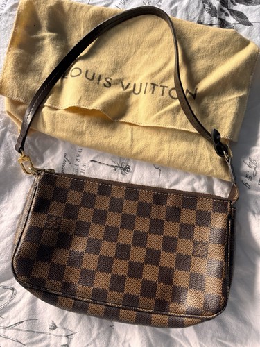 Louis vuitton pochette - louis,