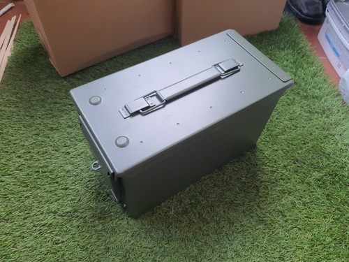 Brand new lockable - lockable, cal