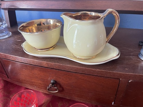 Vintage crown devon - milk, jug