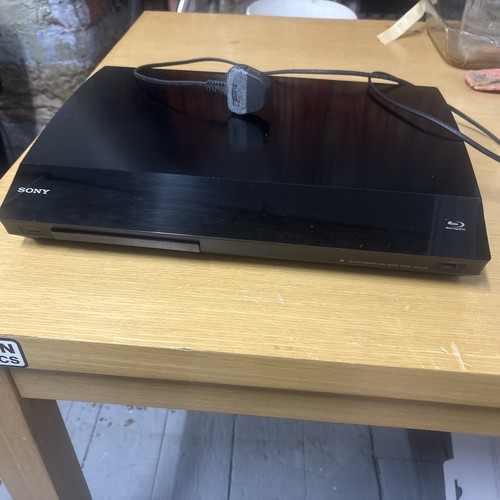 Sony bdv e380 blue ray - blue,