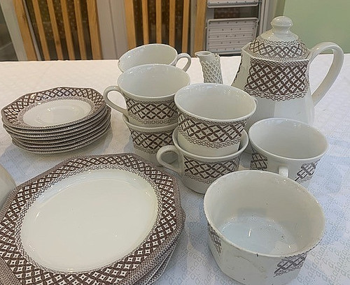 Royal staffordshire and g - j,