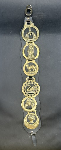 Brass horse medallion vintage - brass,