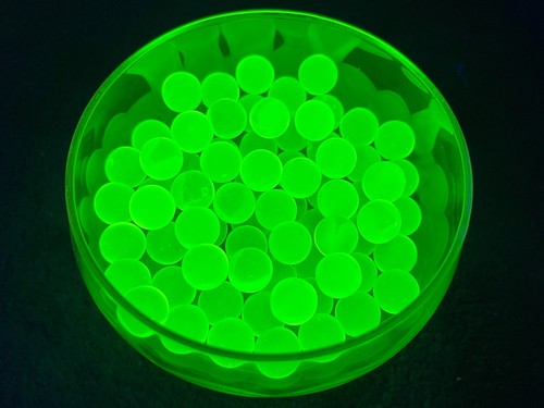 Uranium vaseline glass 10mm - glass,