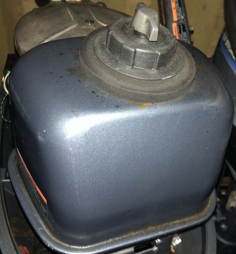 Internal fuel tank cap - fuel,