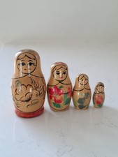 Russian Nesting Matryoska Dolls Set Of 4