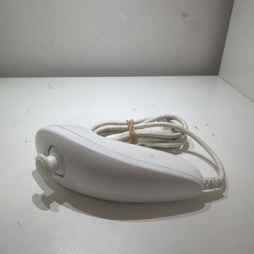 Official nintendo wii nunchuck - nintendo,