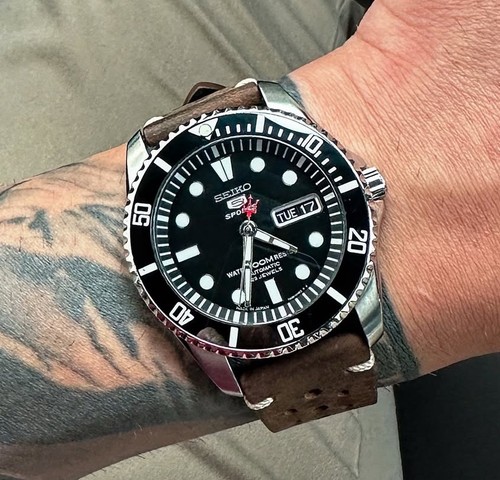 Seiko sports men black - seiko, 5