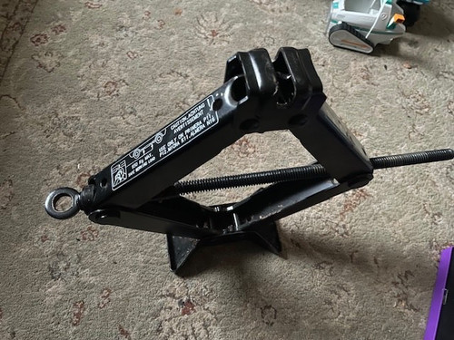 Nissan 950kg jack - 950kg,