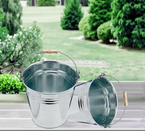 Galvanised metal bucket - galvanised,