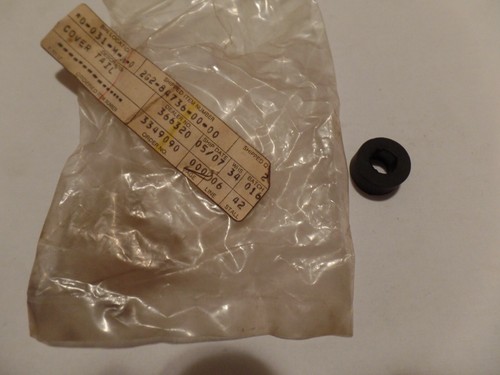 Nos yamaha exhaust bushing - nos, xv