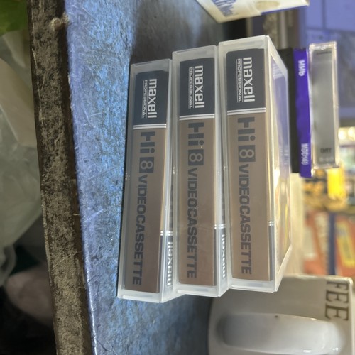 Maxell hi8 camcorder - 3x,