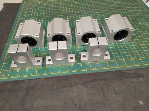 30mm linear bearing - x,