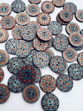 Pack 8, 20mm Wood Buttons