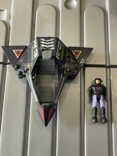 Starcom vintage 1980s - 1980s, shadow