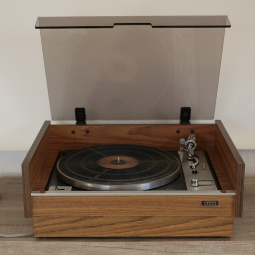 Vintage sanyo turntable - vintage, tp-80s