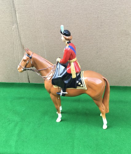 Beswick queen elizabeth - queen, on