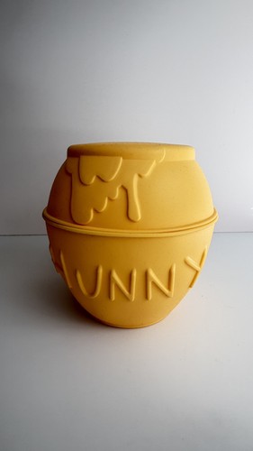 Disney winnie the - pooh, hunny