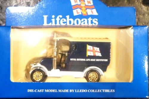 Great rnli lifeboat - great, vintage