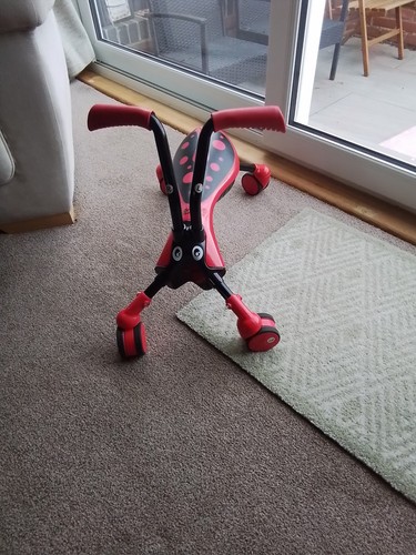 Scramble bug red ride - on, toy
