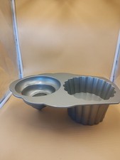 Nordic Ware The Great Cupcake