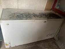 Chest Freezer - White whirlpool wcn 500 b