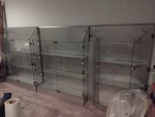 4 Glass display Jewellery