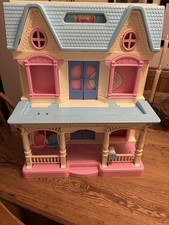 FISHER PRICE DREAM DOLLS HOUSE