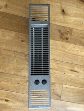 Smiths Kick Space Plinth