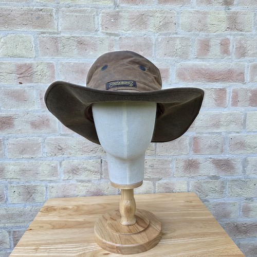 Driza bone wax bush - bush, hat