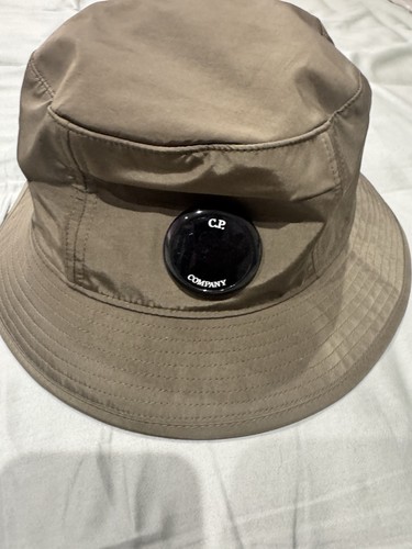 Company chrome bucket hat - chrome-r,