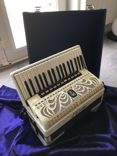 Luciano piano accordion - , 96