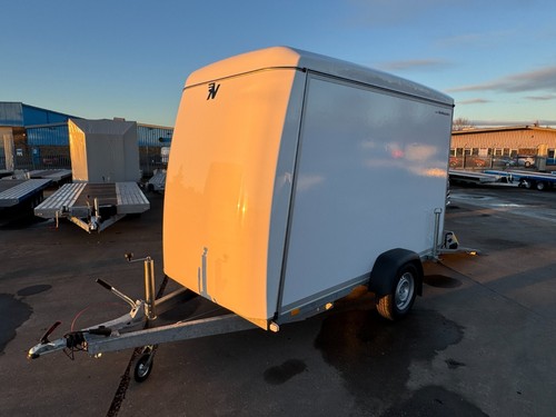 Box van trailer - 1300kg, single