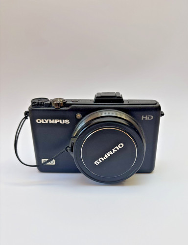 Olympus digital compact - xz-1,
