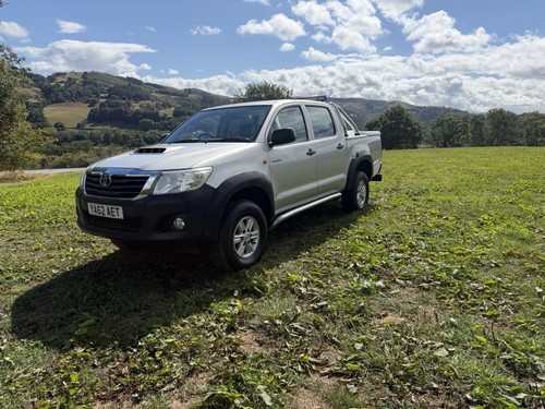 Toyota hilux mega low - hilux,