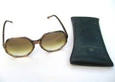 Vintage Oliver Goldsmith
