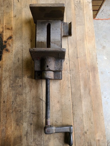 Power hacksaw vise from - hacksaw,