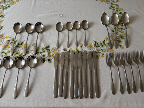 Oneidacraft vintage cutlery - vintage,