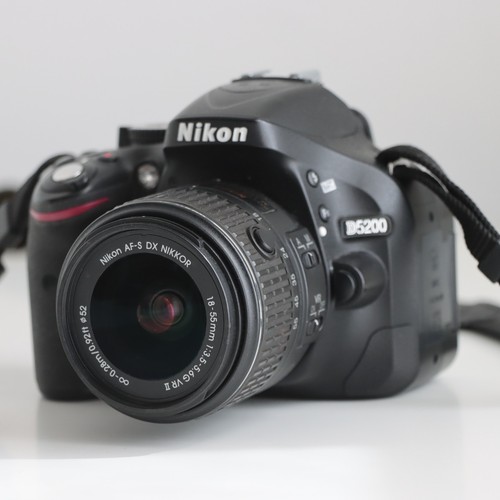 Nikon d5200 1mp dslr - 24.1mp, camera