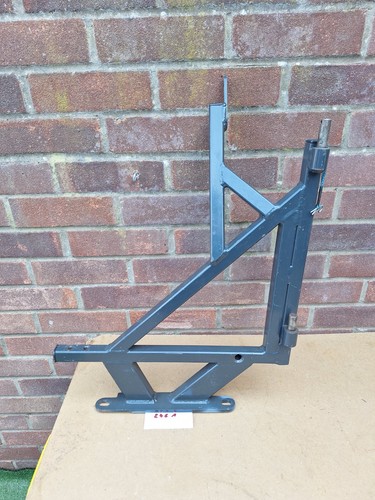 Autochair car hoist - car, for