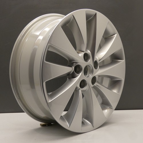 Vauxhall antara silver - 18",