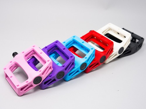 Inch coloured pedals - coloured,
