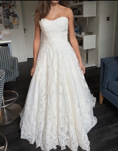Full skirted corseted wedding - full,