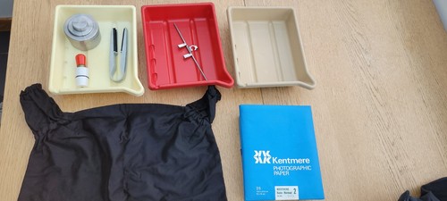 Photographic darkroom - photographic,