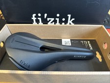 Fizik Aliante R3 Saddle Open Black, Kium, Road Bike saddle regular