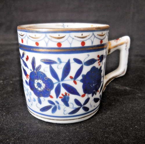 Sevres porcelain demi - porcelain, tasse