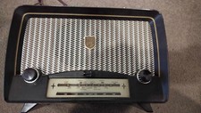 Vintage Ultra "Troubadour" U7961 valve tube Bakelite radio. Medium & Long Wave. 